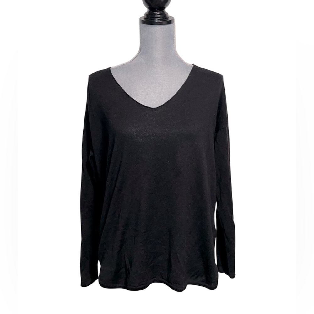 Old Navy Lightweight Sweater Medium